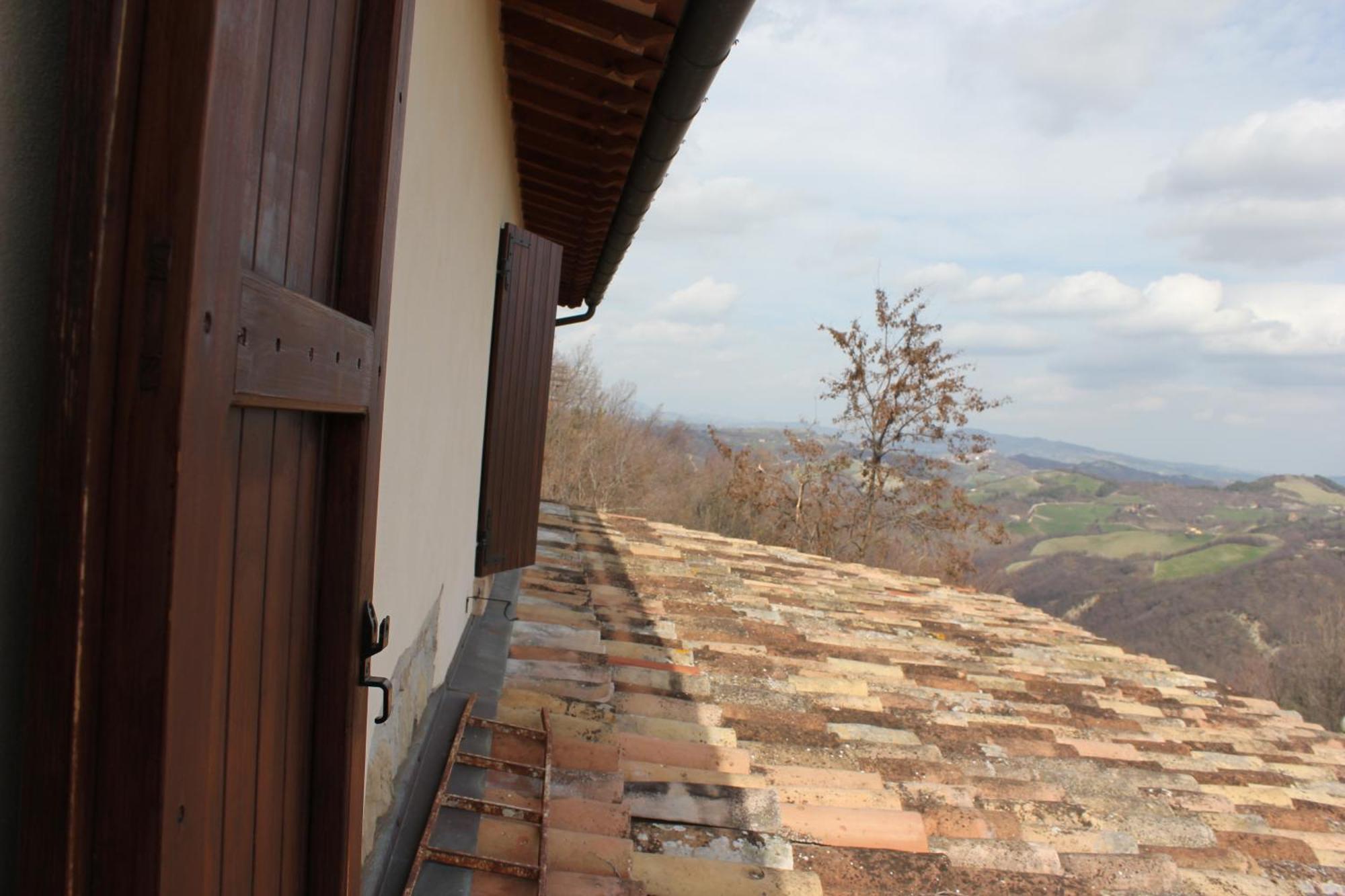 Agriturismo La Valle Del Vento أوربينو المظهر الخارجي الصورة