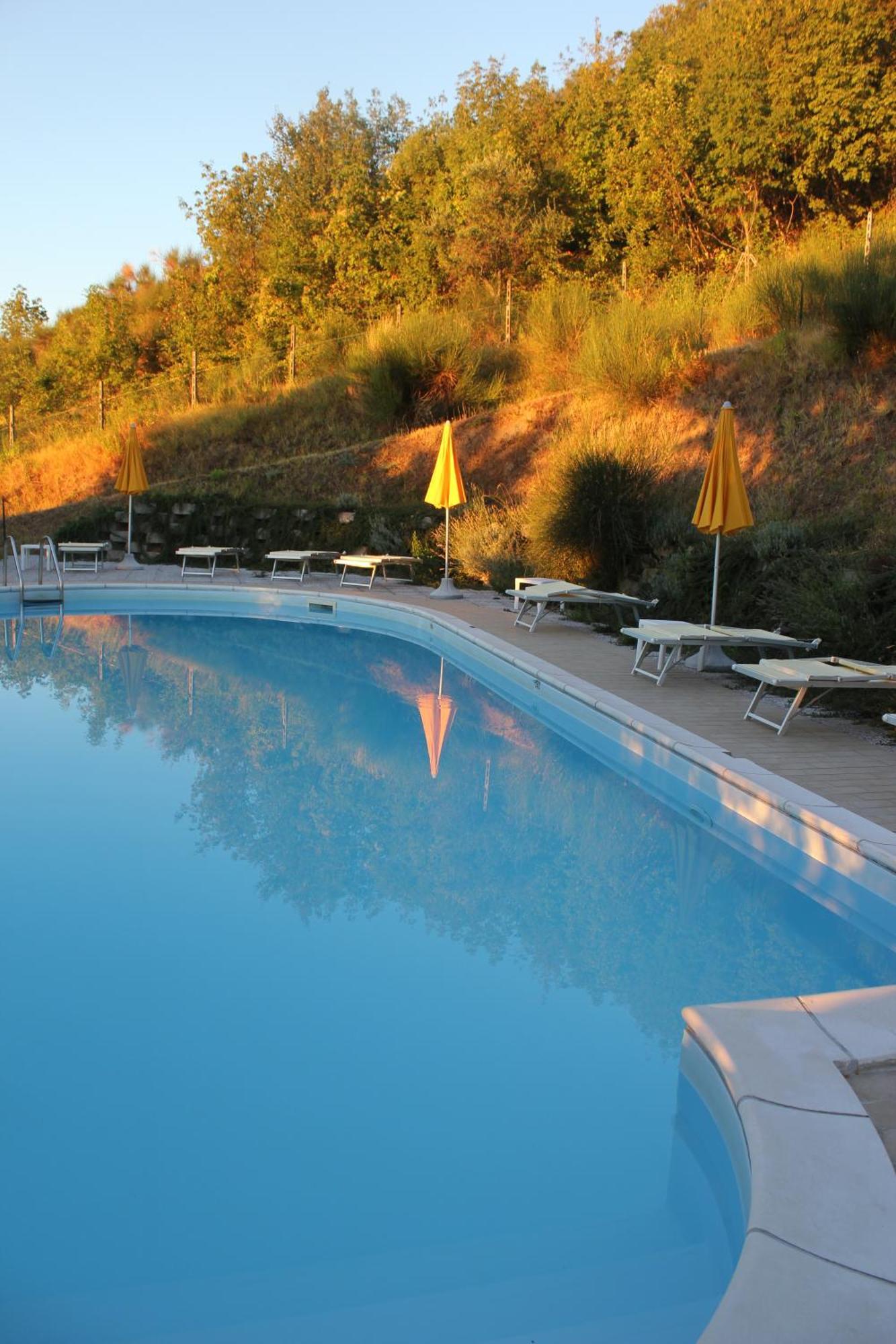 Agriturismo La Valle Del Vento أوربينو المظهر الخارجي الصورة